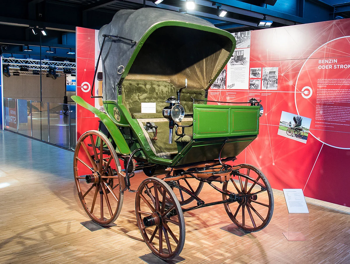 The Flocken Elektrowagen, 1888, alternate view