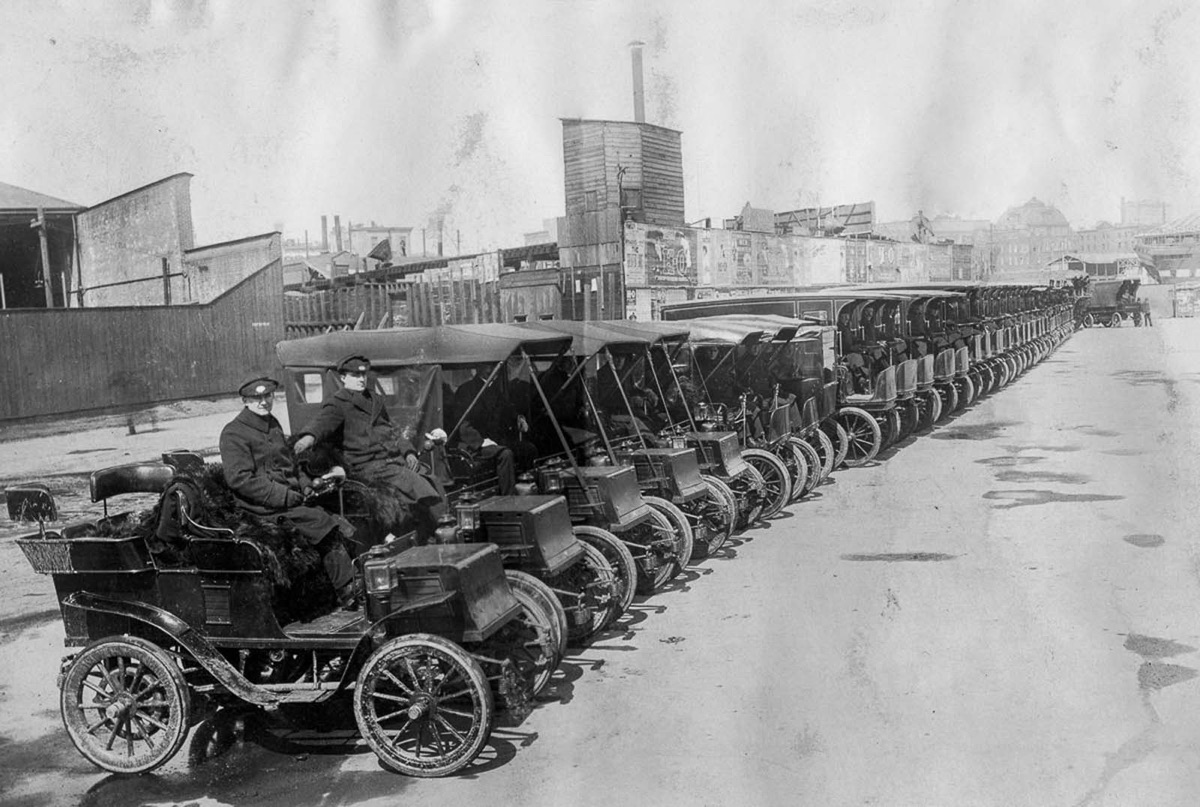 A lineup of early American electric vehicles