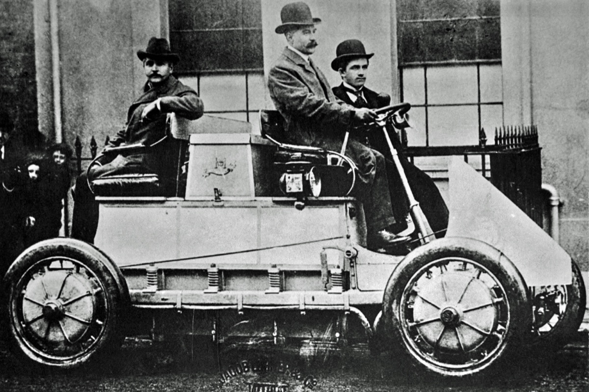 Ferdinand Porsche's wheel-hub motor design