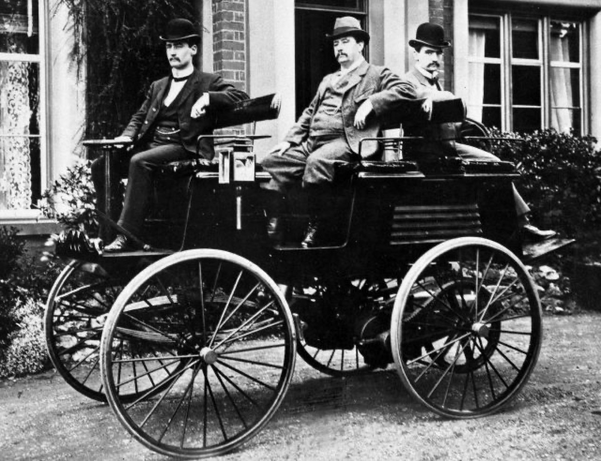 Thomas Parker's 1884 electric car