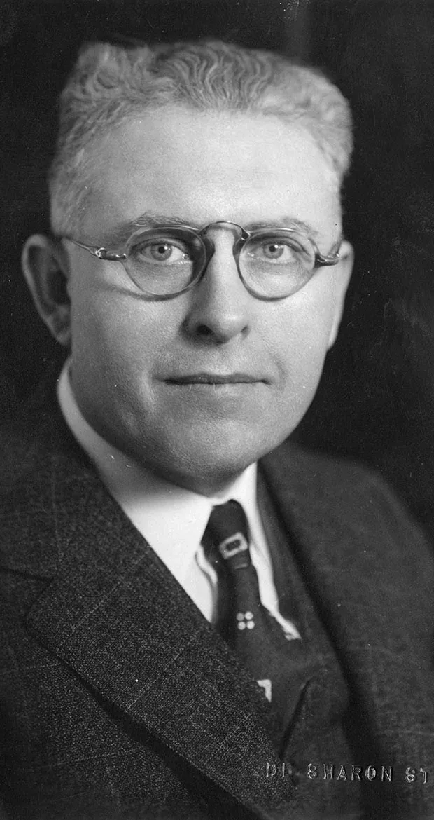 Clessie Cummins portrait