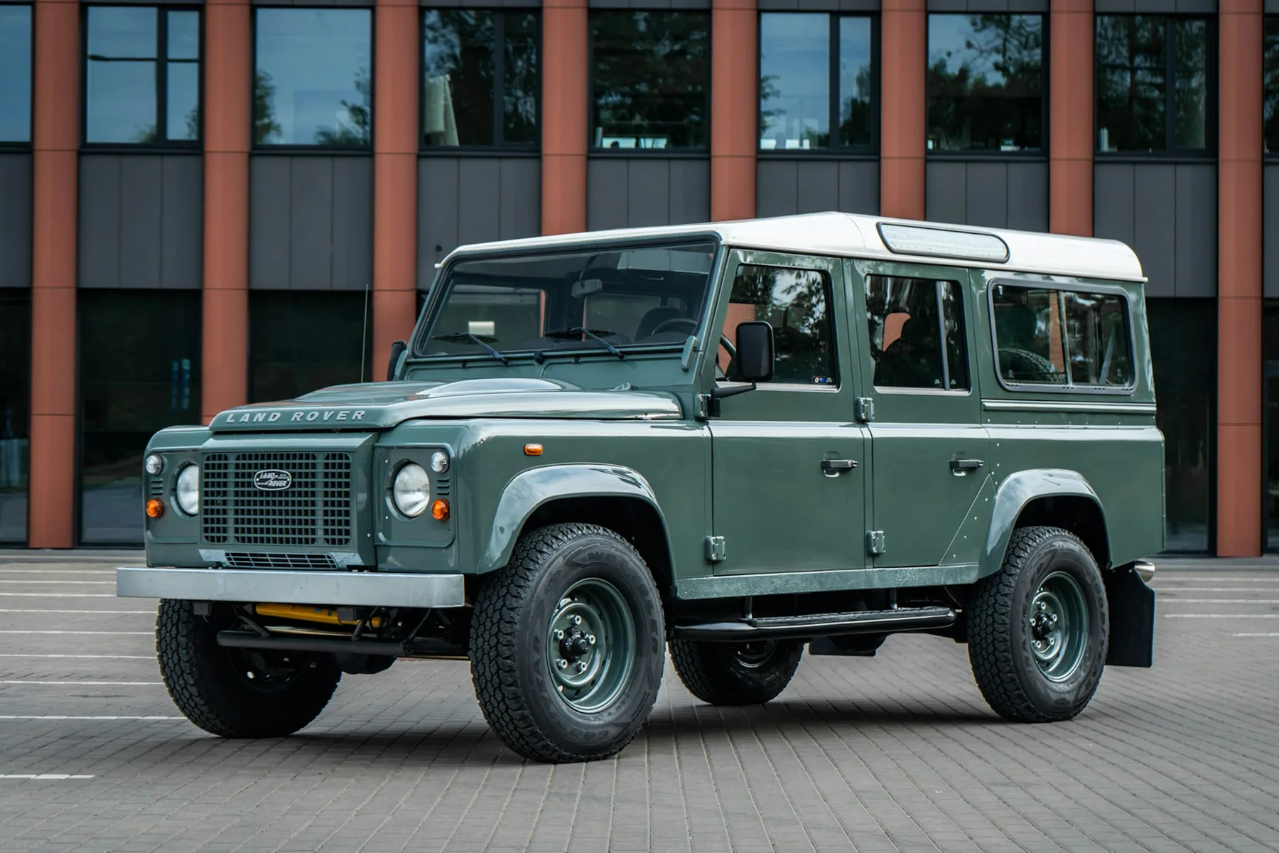 A Series III-based Defender